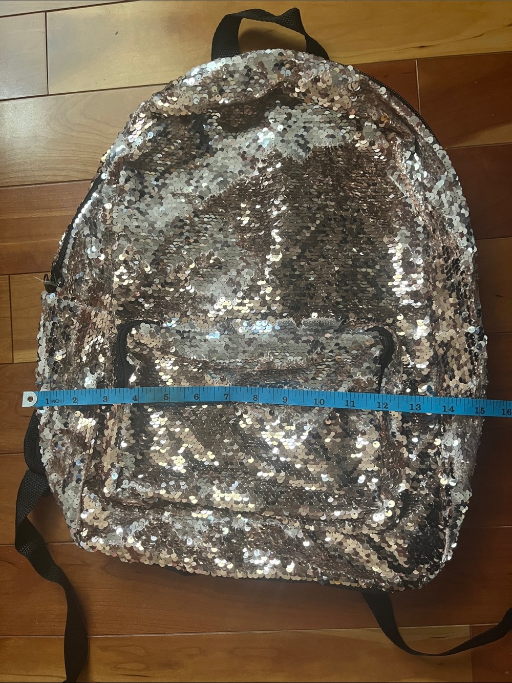 Reversible sequin backpack - Picture 7 of 9